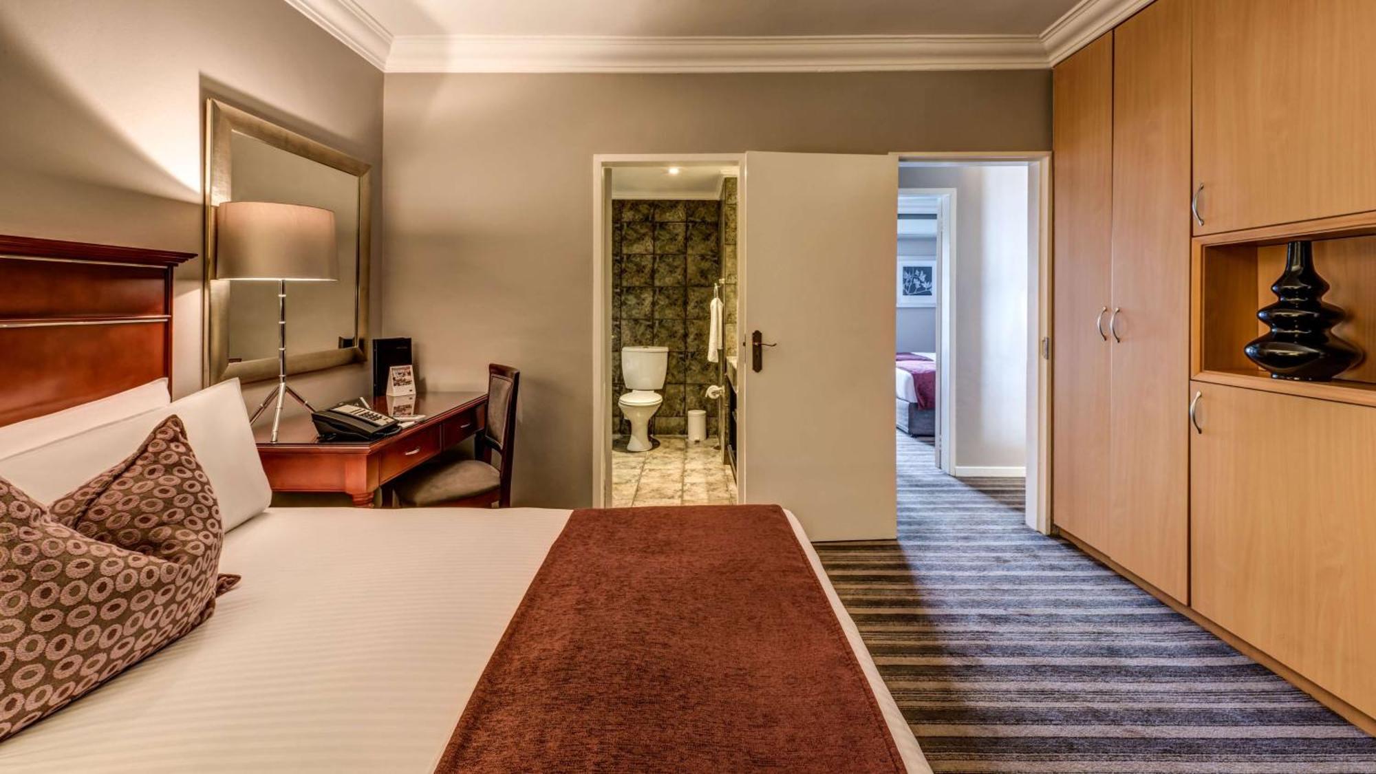Southern Sun Katherine Street Johannesburg Dış mekan fotoğraf
