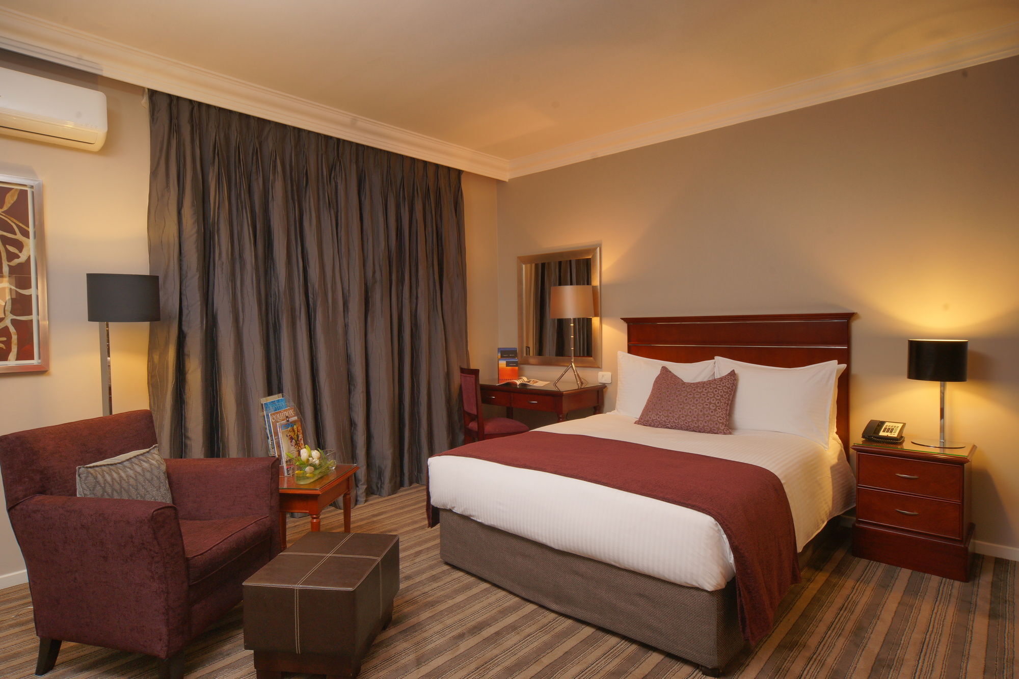 Southern Sun Katherine Street Johannesburg Dış mekan fotoğraf